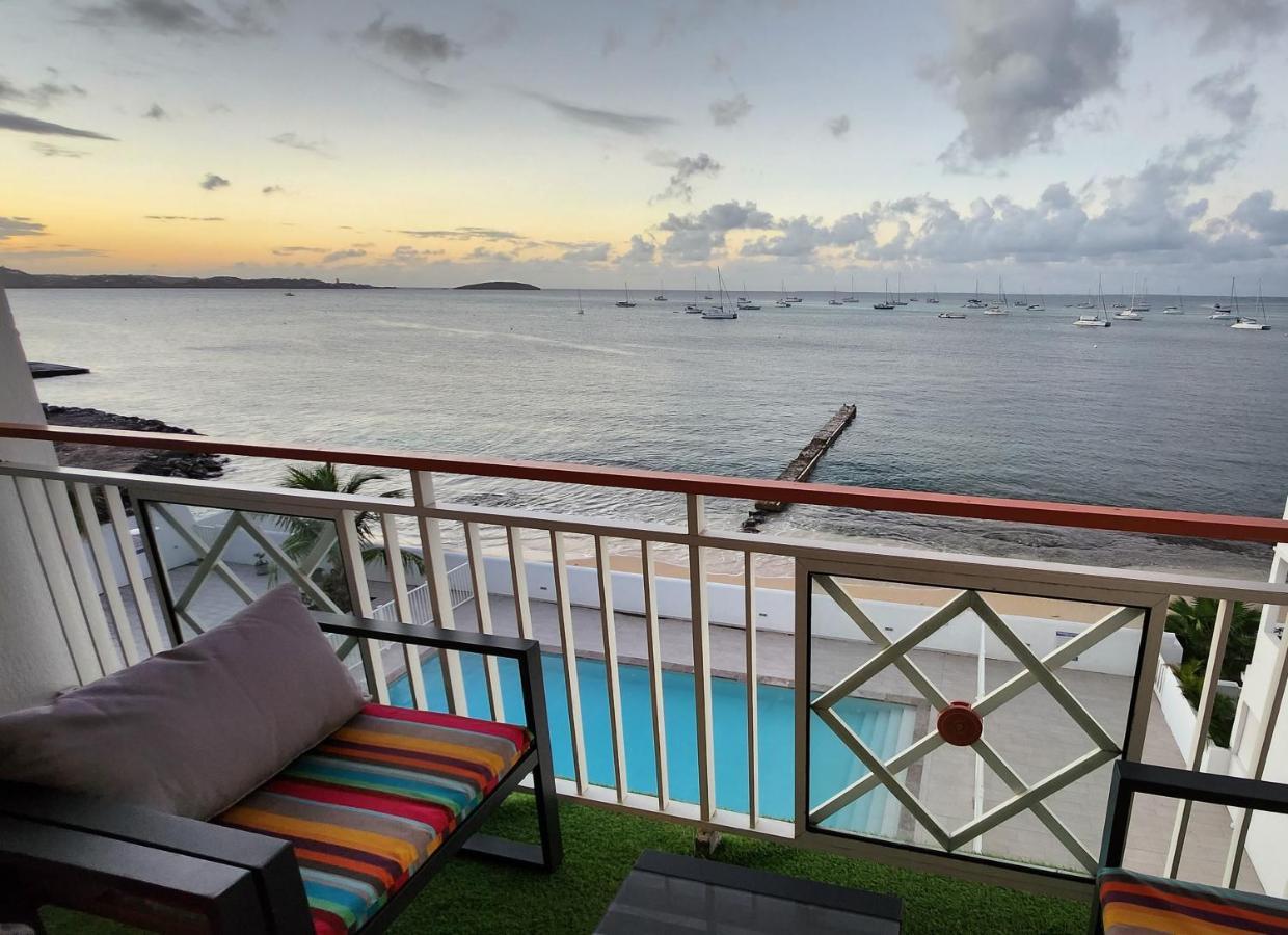 Beau Duplex Vue Mer Avec Piscine Et Acces Plage マリゴ エクステリア 写真