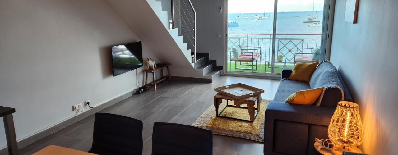 Beau Duplex Vue Mer Avec Piscine Et Acces Plage マリゴ エクステリア 写真