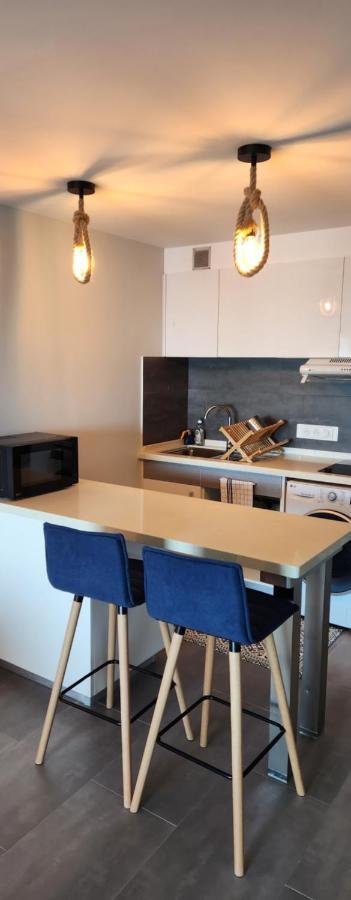 Beau Duplex Vue Mer Avec Piscine Et Acces Plage マリゴ エクステリア 写真